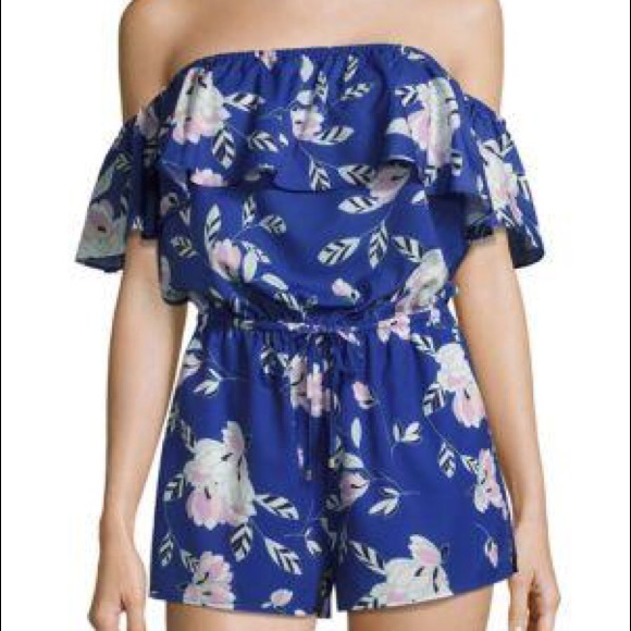 Yumi Kim- Wild Side Off the Shoulder Romper - Picture 2 of 5